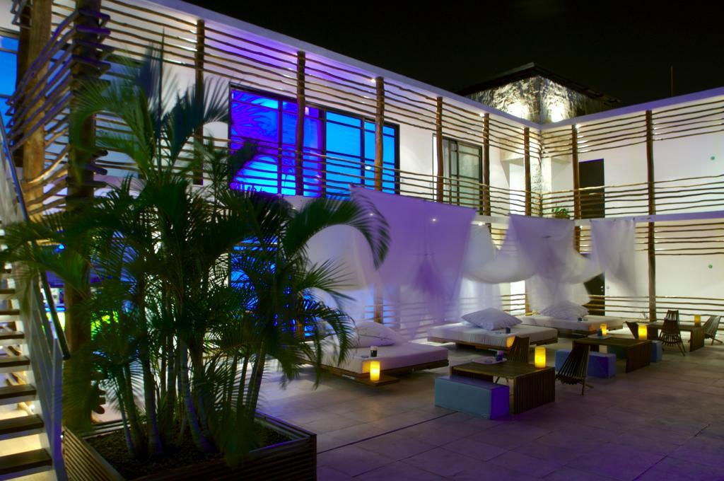 Deseo Hotell Playa del Carmen Exteriör bild
